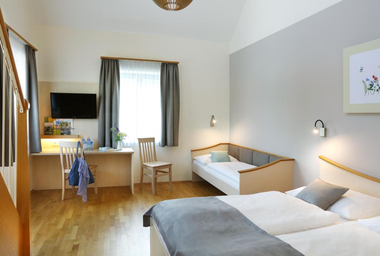 Jufa Hotel Poellau - Bio Landerlebnis Eksteriør bilde